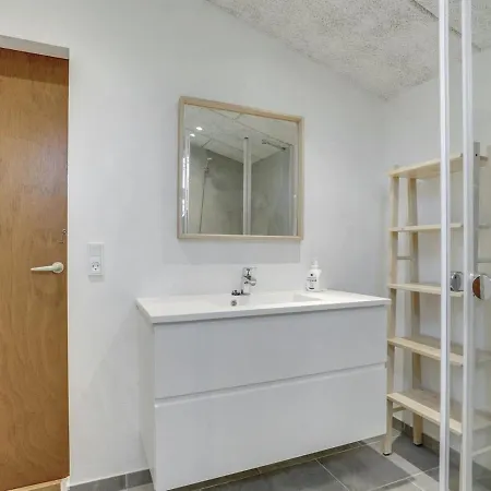 Holiday home Oiva - 450m From The Sea By Interhome