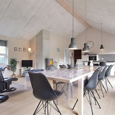 Oiva - 450m From The Sea By Interhome *