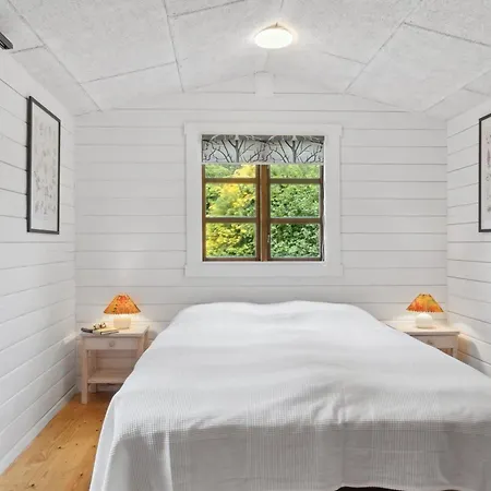 Oiva - 450m From The Sea By Interhome Ferienhaus Bøtø By