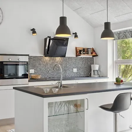 Ferienhaus Oiva - 450m From The Sea By Interhome Bøtø By